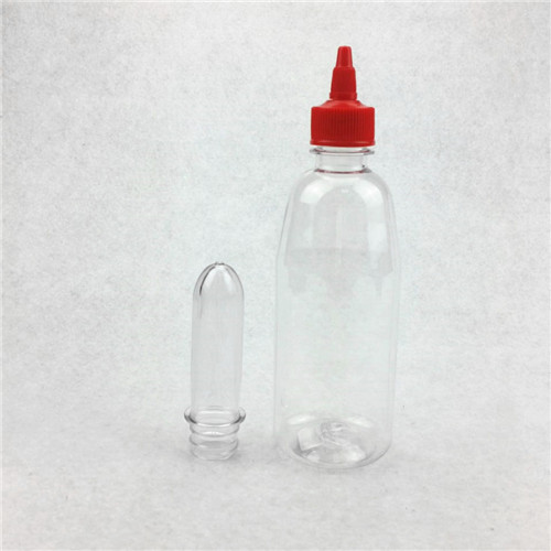 16oz Plastic Clear Sauce Bottle with Twist Top Cap  Squeeze sauce bottle