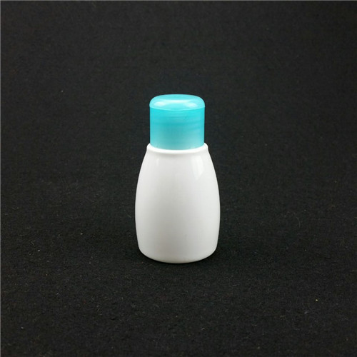 60ml plastic cosmetic bottle with flip top cap PET white disinfectant bottle with screw lid
